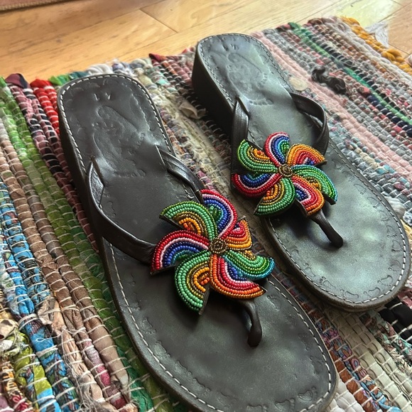 Vibrant Beaded Women's Sandals 9 - Picture 6 of 16